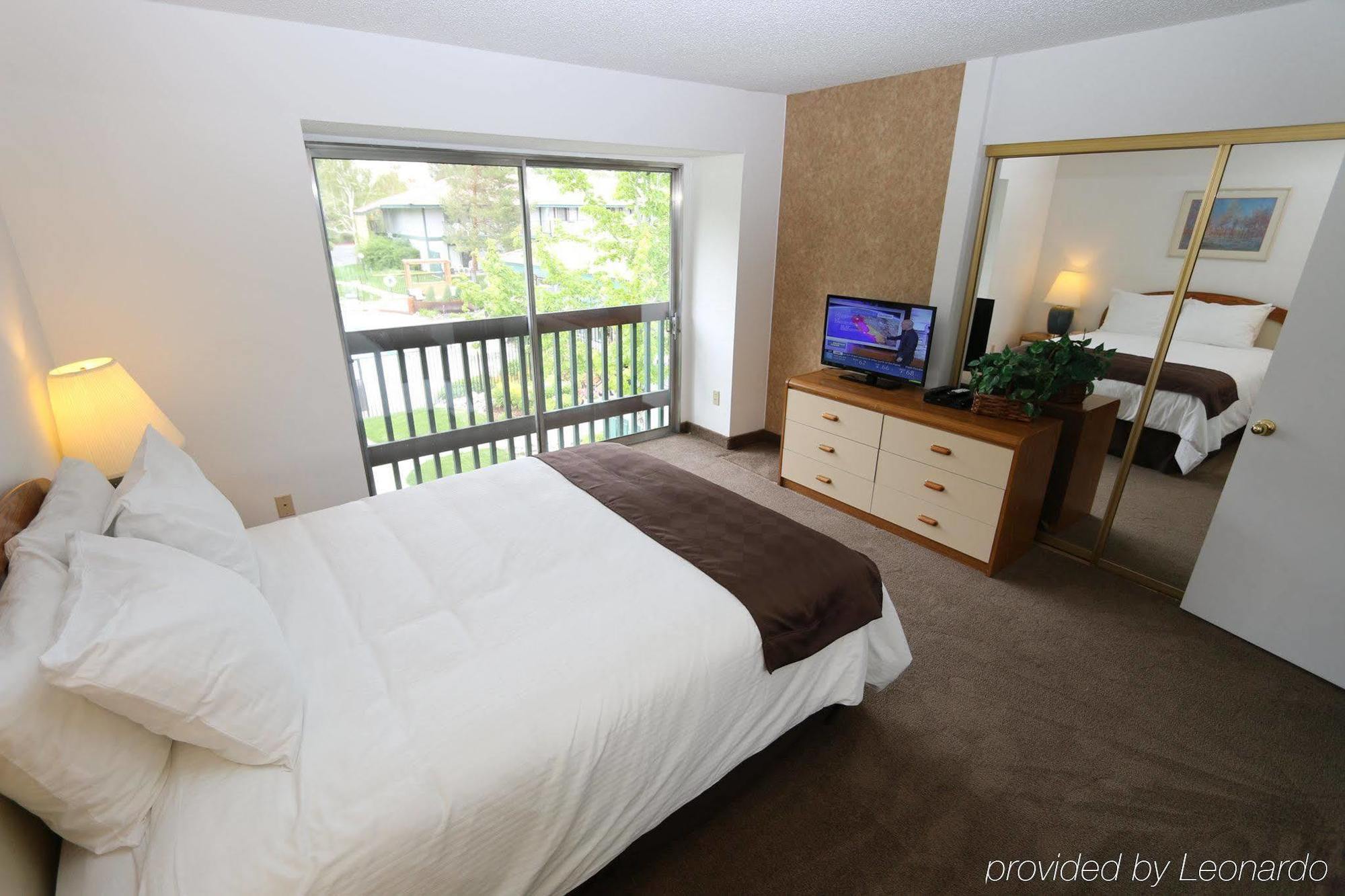 Thunderbird Resort Club Sparks Luaran gambar